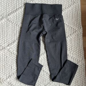 Lazuli Label V Seam 2.0 Leggings Grey S